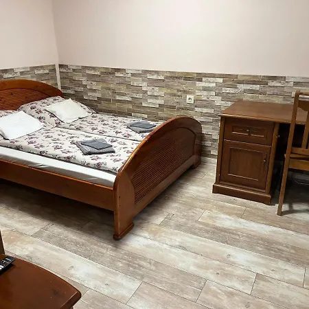 Gyimes Vendeghaz Apartment Debrecen