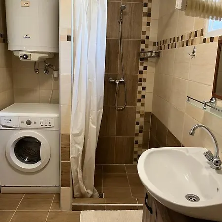 Gyimes Vendeghaz * Debrecen